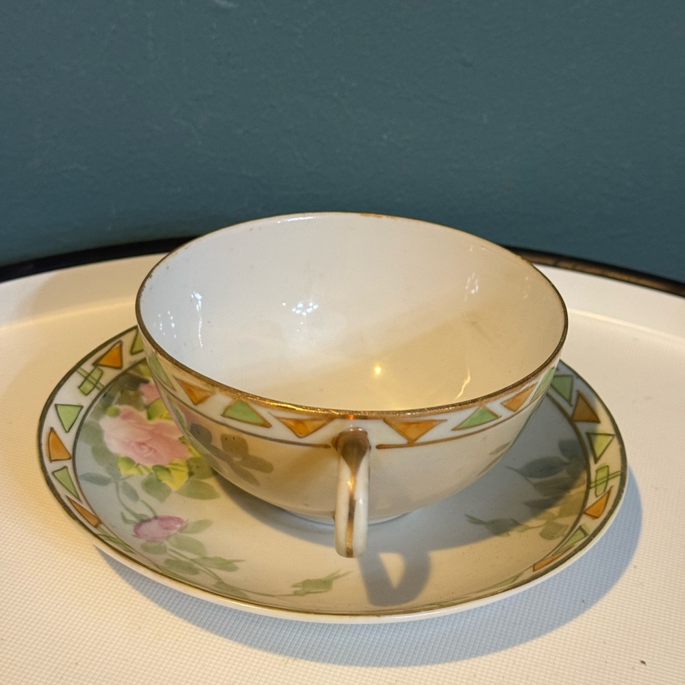 Vintage Nippon Art Deco Porcelain Teacup cup and Saucer pink roses geometric rim - Picture 3 of 12
